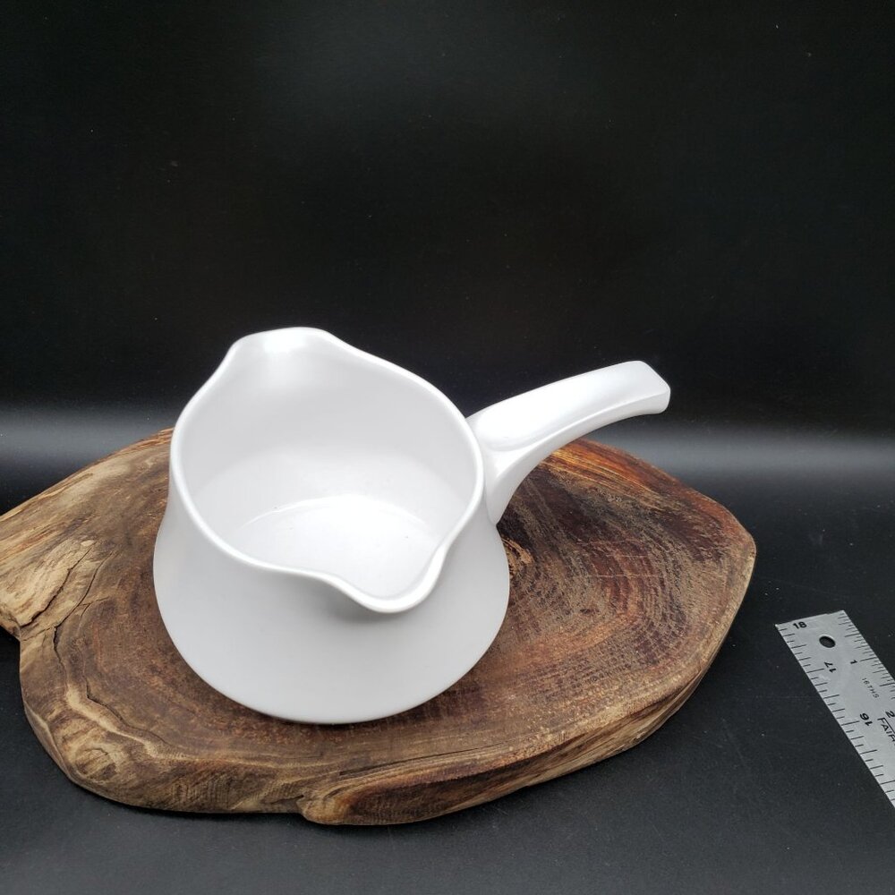 Noritake Progression Pearl White 9006 Gravy Boat with Handle MCM Japan